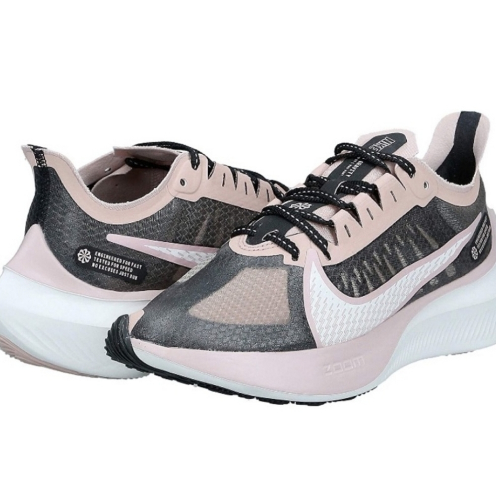 Nike Zoom Sneakers